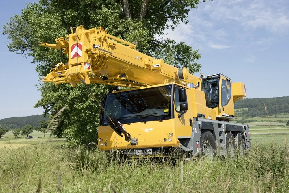 Liebherr LTM 1050-3.1 thumbnail 3