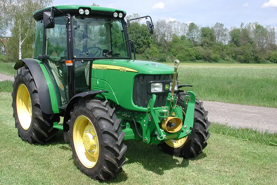 John Deere 5515 F