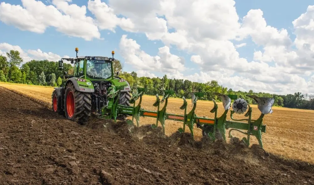 Fendt 724 Vario Profi+ thumbnail 4