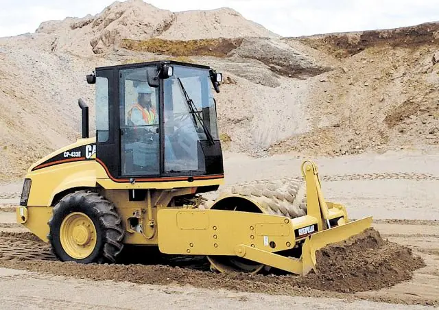 Caterpillar CS423E