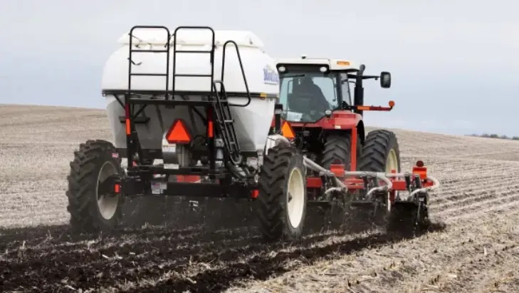 Kuhn Gladiator 1210M-838R