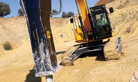 JCB JS 260 LR