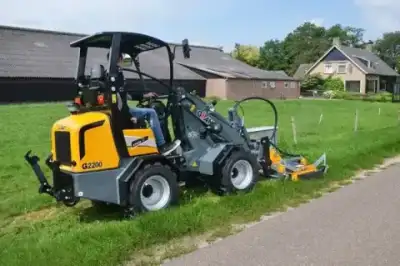 Giant G2200