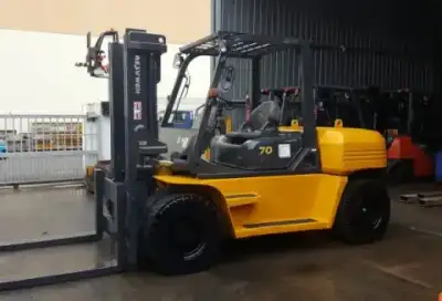 Komatsu FD 70 T 8