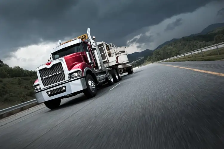 Mack TITAN 64" High-rise Sleeper Cab ISX 550 8x6 thumbnail 14