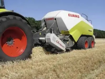 Claas Quadrant 3200 RC thumbnail 5