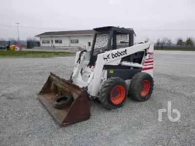 Bobcat 933