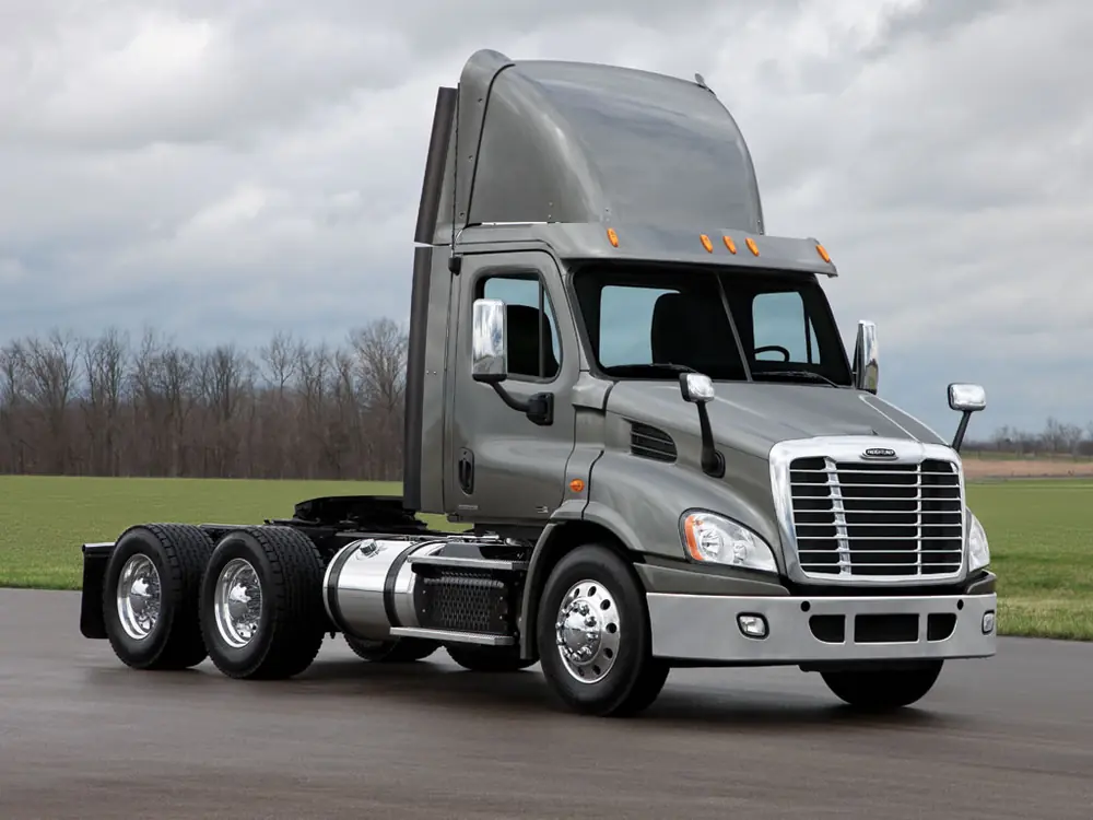 Freightliner Cascadia 113 48 XT Cummins X15 thumbnail 2