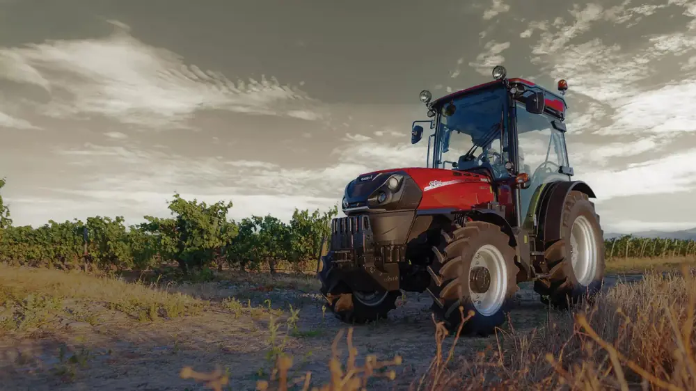 Case IH Farmall 100CL