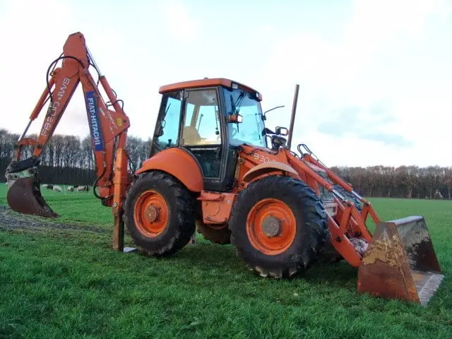 Fiat-Hitachi FB 200 4WS