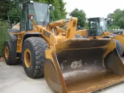 Case 921 E thumbnail 4
