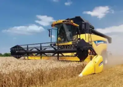 New Holland CX 6080 Elevation