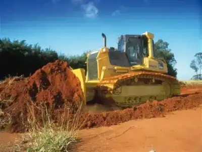 Komatsu D61EX-15E0 thumbnail 2