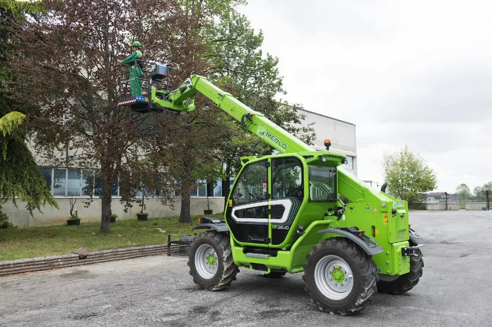 Merlo TF 38.10 CS-136