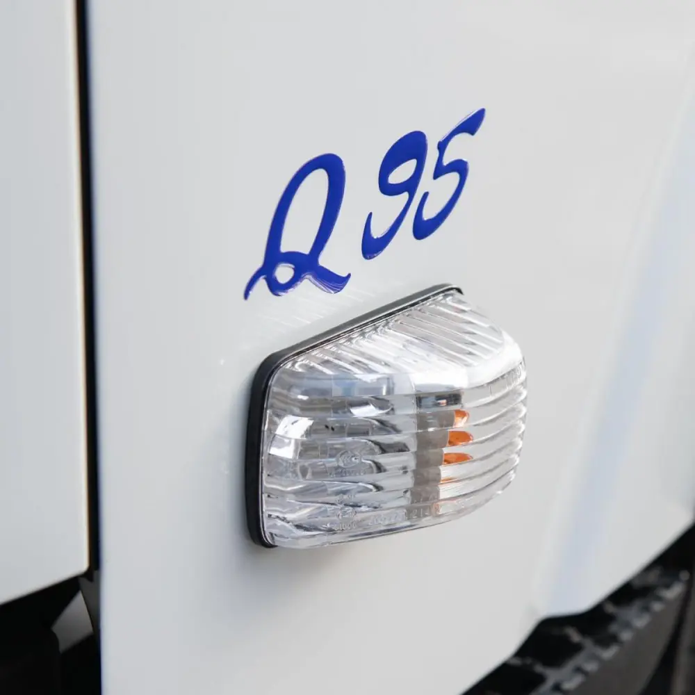 Isuzu Q95 K