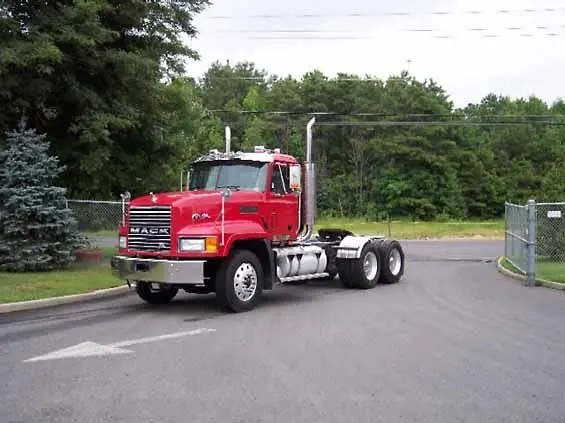 Mack CL703 CA67 Conventional Cummins ISX 500 6x4