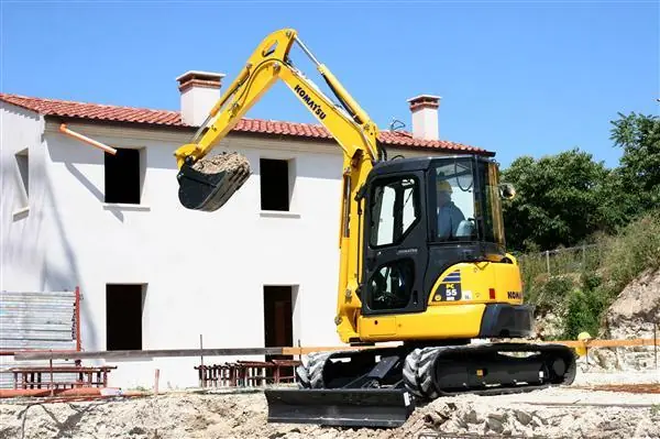 Komatsu PC55MR-3 thumbnail 4