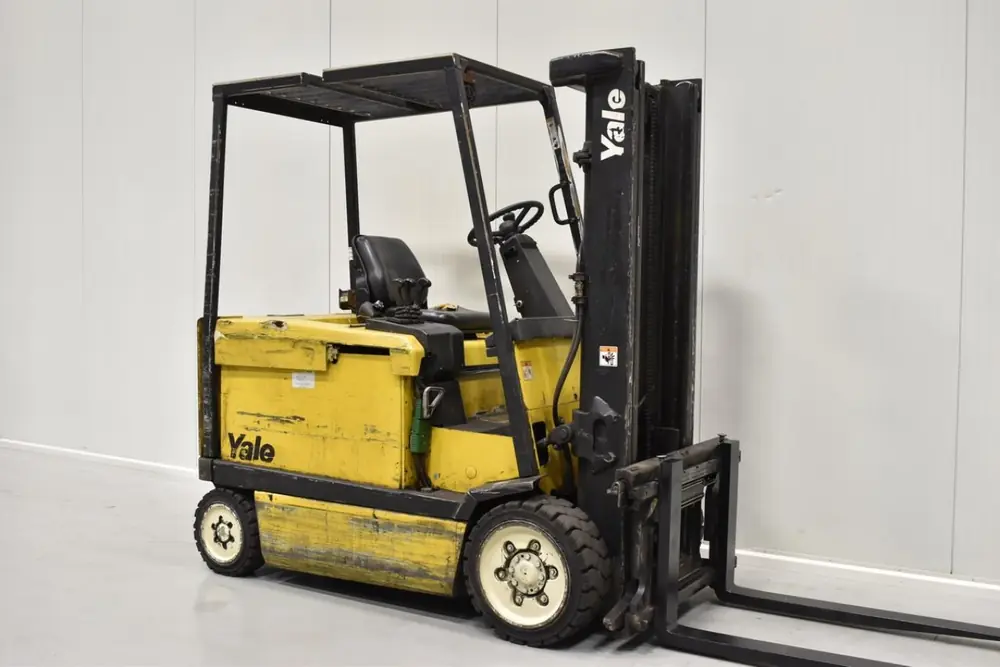 Yale ERC 30 AGF
