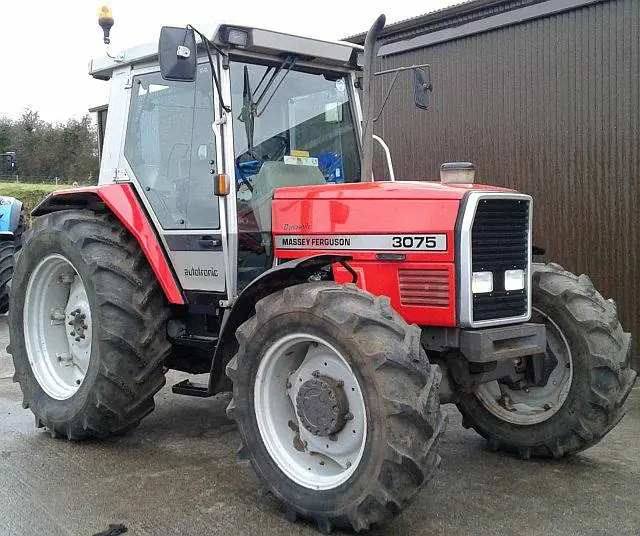 Massey Ferguson MF 3075 Autom. thumbnail 2