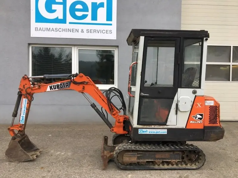 Kubota KH35