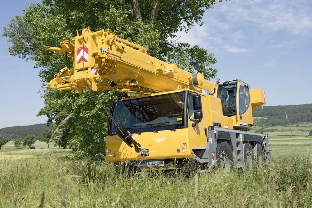 Liebherr LTM 1050-3.1 thumbnail 8