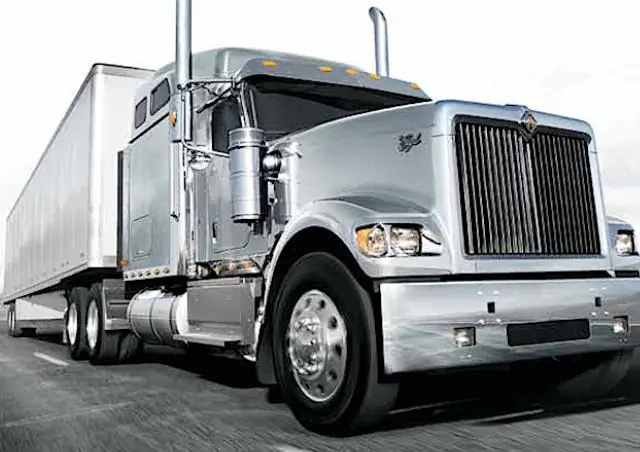 International 9900i 124 Hi-Rise Sleeper Cummins ISX15
