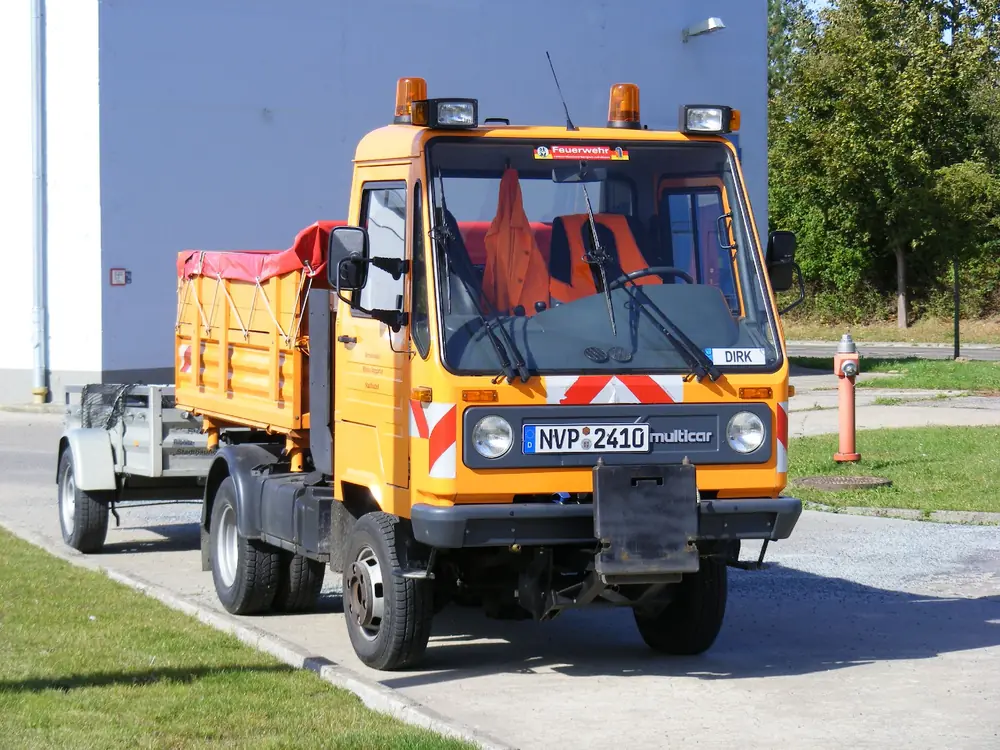 Multicar M 26