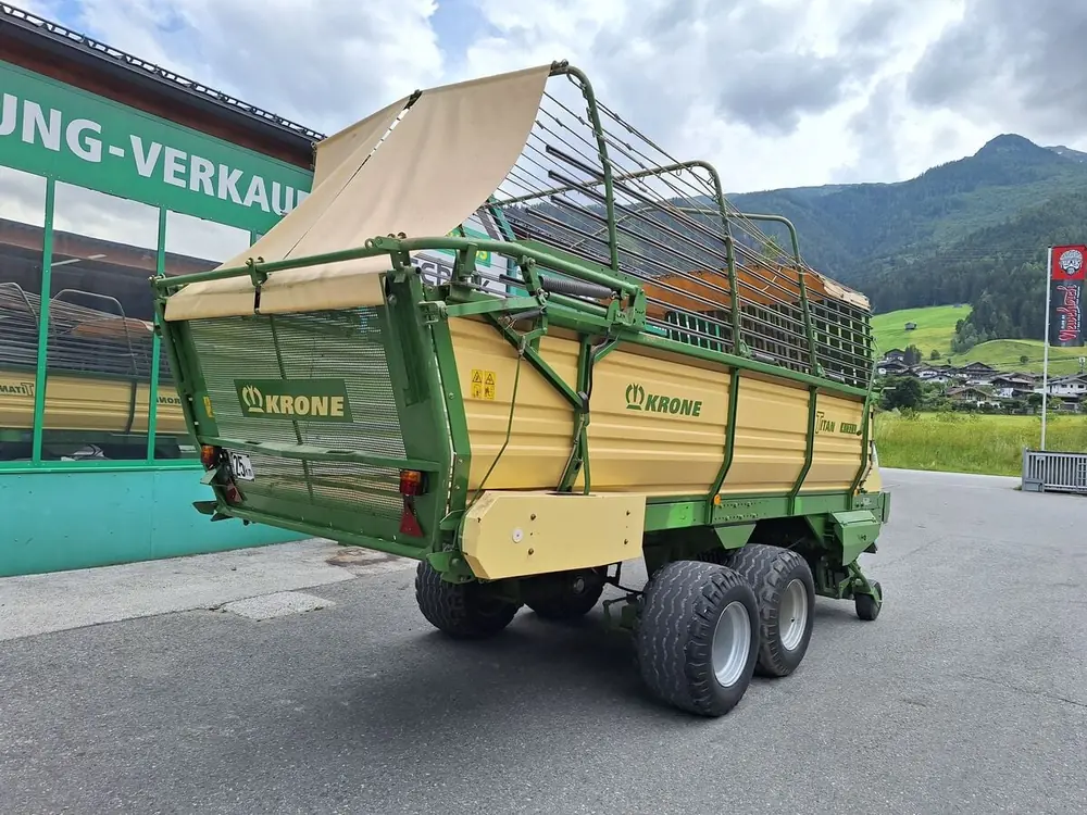 Krone Titan 4/32 L