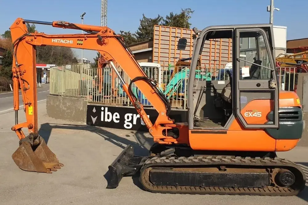 Fiat-Hitachi EX 45-2
