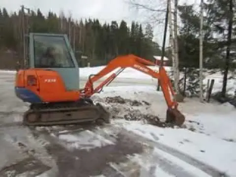 Hitachi EX 25
