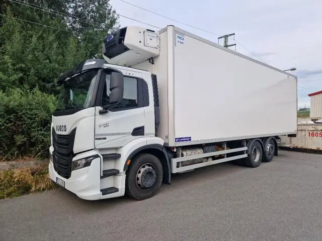 Iveco S-WAY AD260S42Y/FP