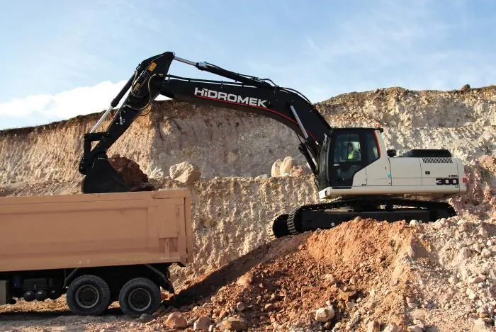 Hidromek HMK 300 LC thumbnail 2