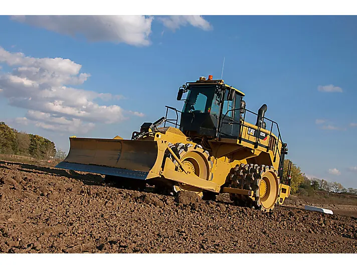 Caterpillar 825K thumbnail 4
