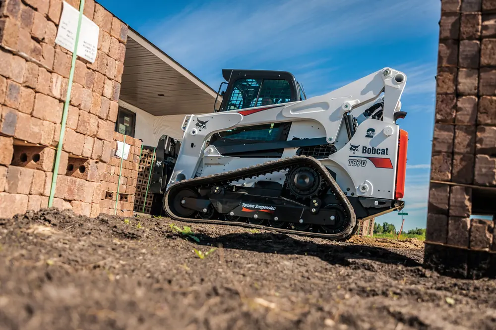 Bobcat T870