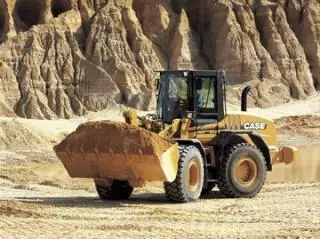 Case 621 CXT