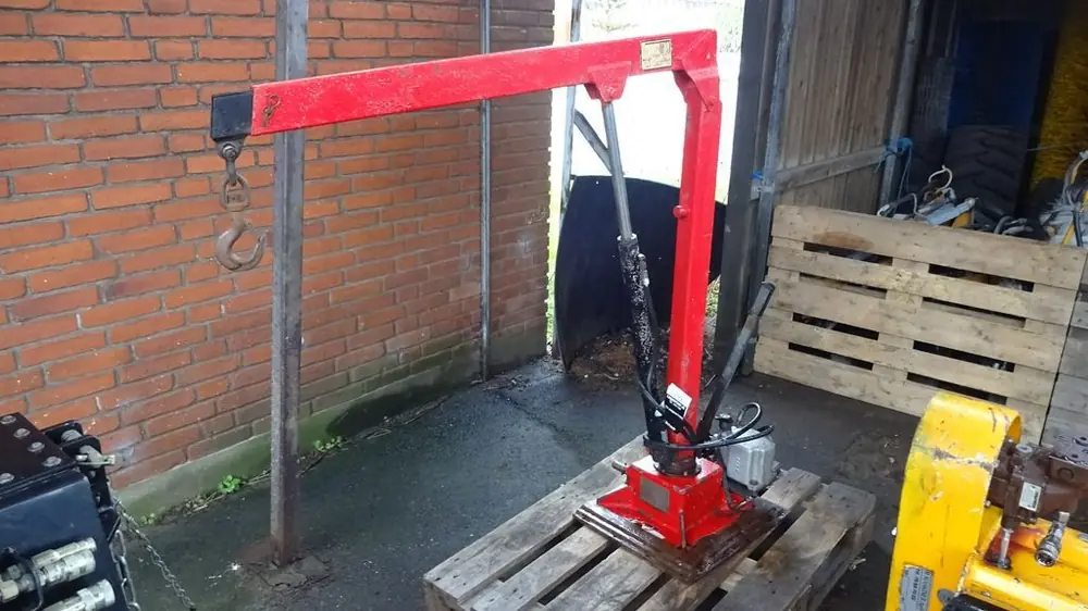 HMF 52 T