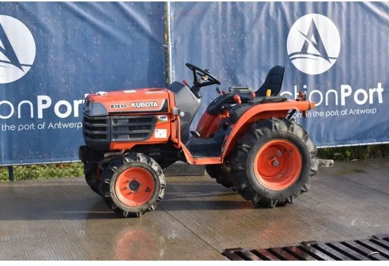 Kubota B 1610