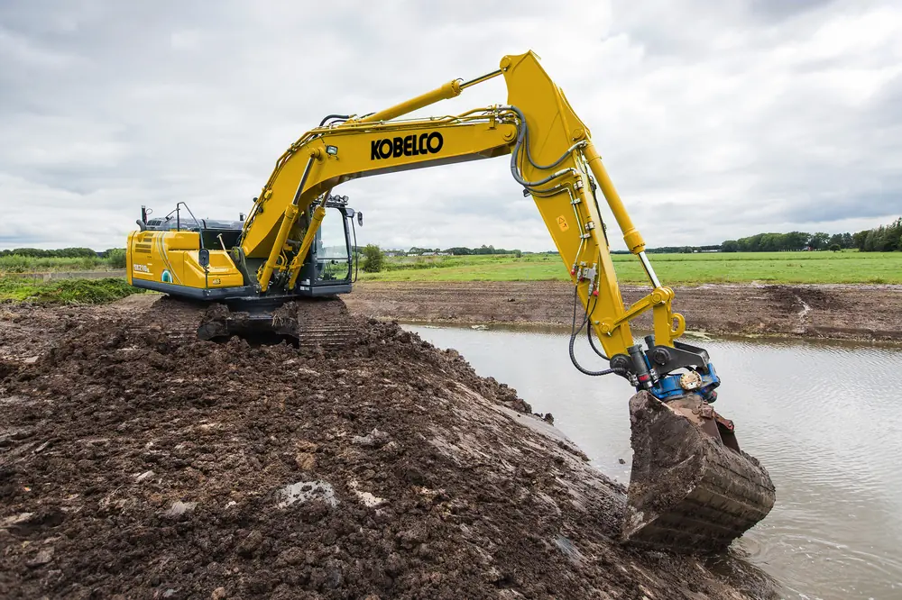Kobelco SK 210 LC 10 thumbnail 3