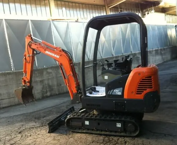 Doosan DX 18