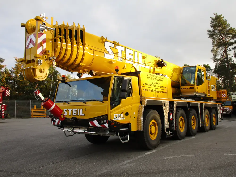Tadano ATF 220G-5 thumbnail 6