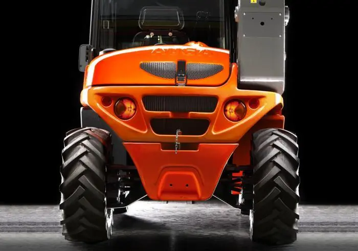 Ausa T 144 H Plus thumbnail 4