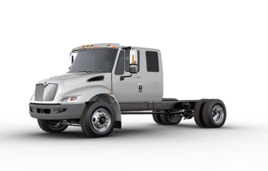 International Durastar 4400 107 SBA Extended Cab Cummins L9