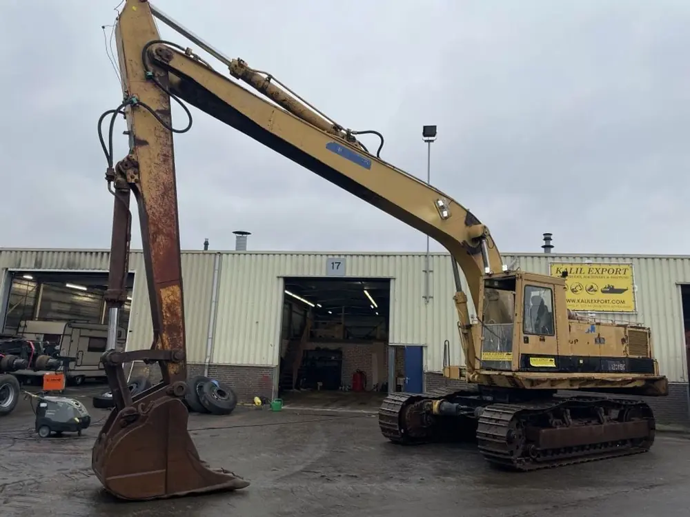 Caterpillar 235 C
