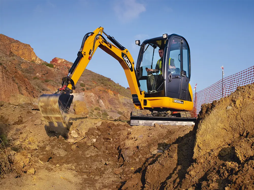 JCB 8020 CTS thumbnail 3