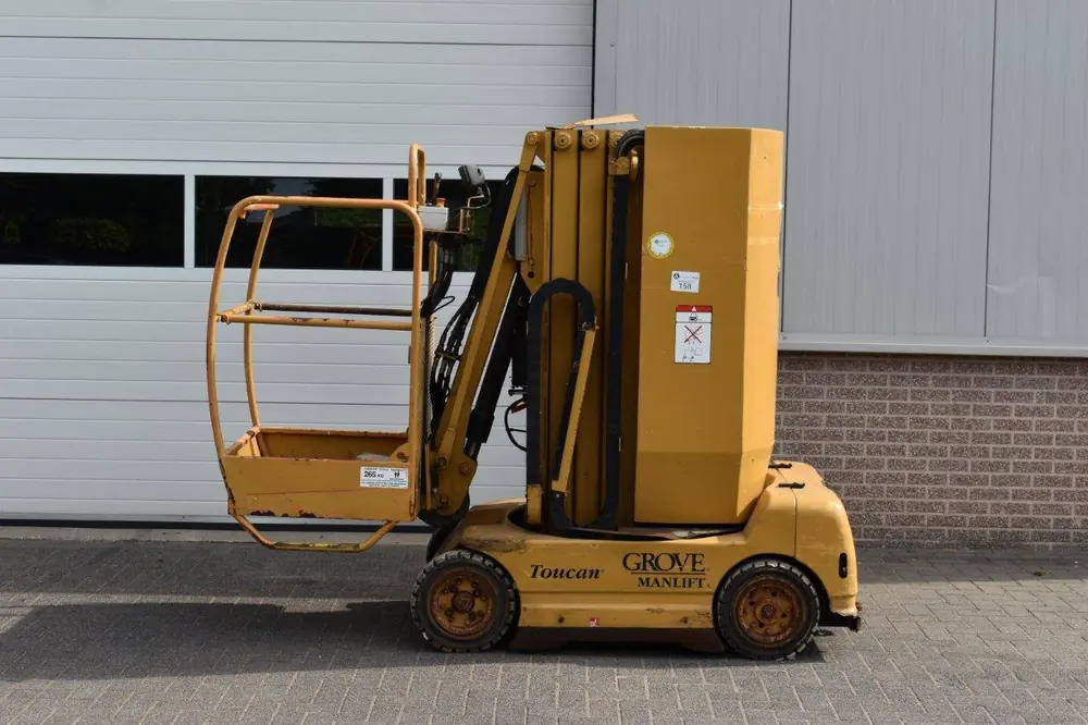Grove-Manlift (Delta) Toucan 860