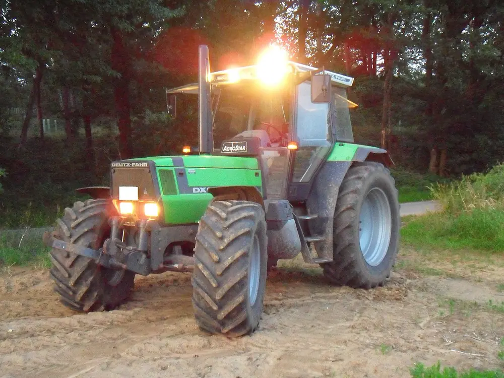 DEUTZ-FAHR Agrostar 6.11