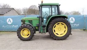 John Deere 6100J