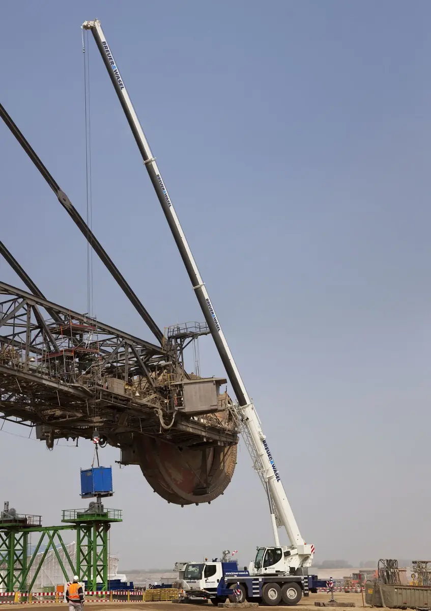 Liebherr LTM 1050-3.1 thumbnail 6