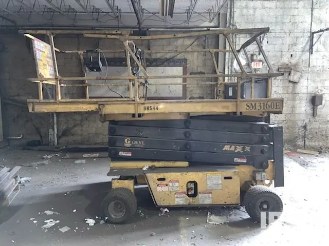 Grove-Manlift SM 3160 E