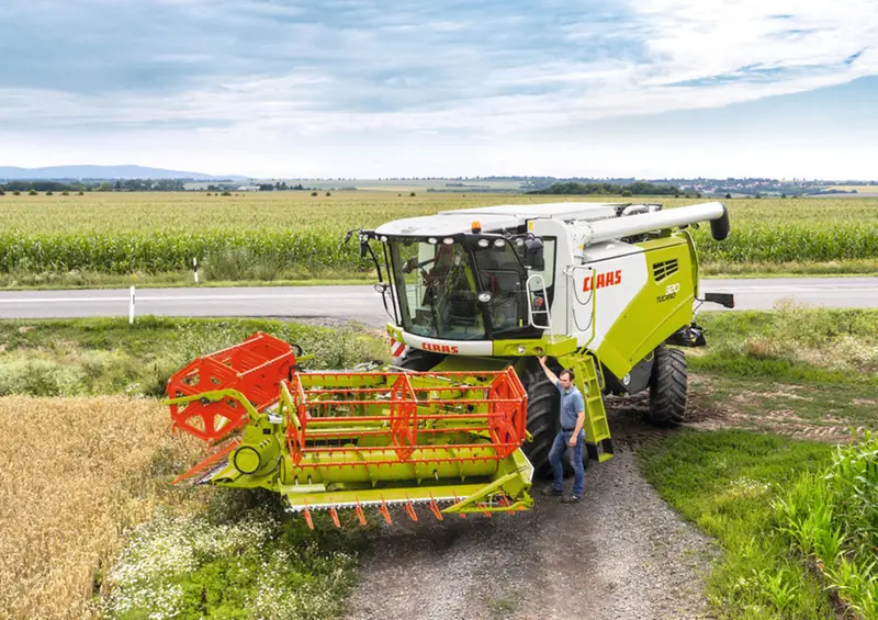 Claas Tucano 430 thumbnail 3